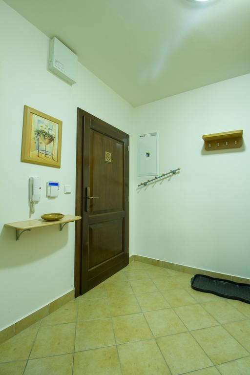 Vila Helena - Apartment Helena 2 Ruzomberok Luaran gambar